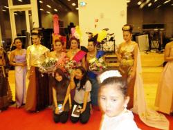 Klik for at vise 20151107-thaifest-116_t1.jpg